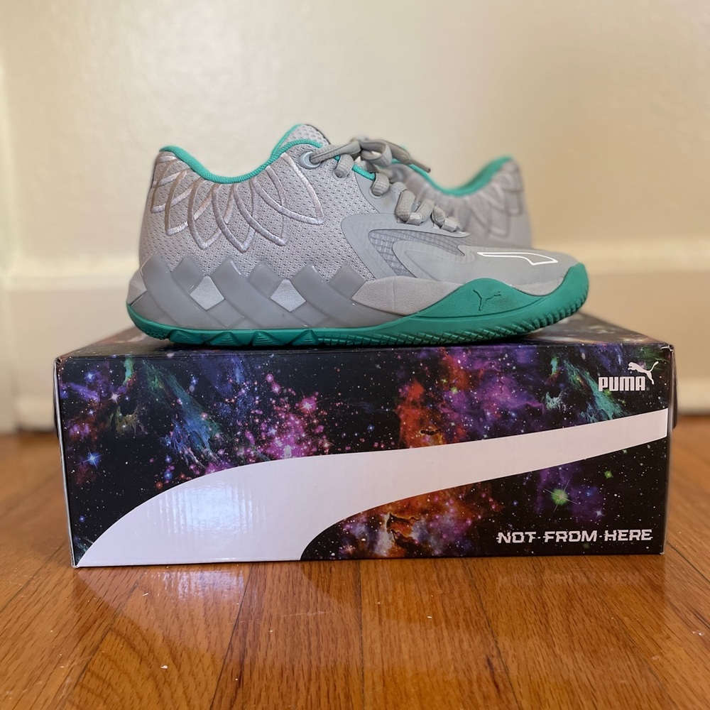 Puma LaMelo Ball MB.01 Lo UFO size 6M